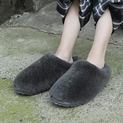 Luxe Shearling Sheepskin Slippers