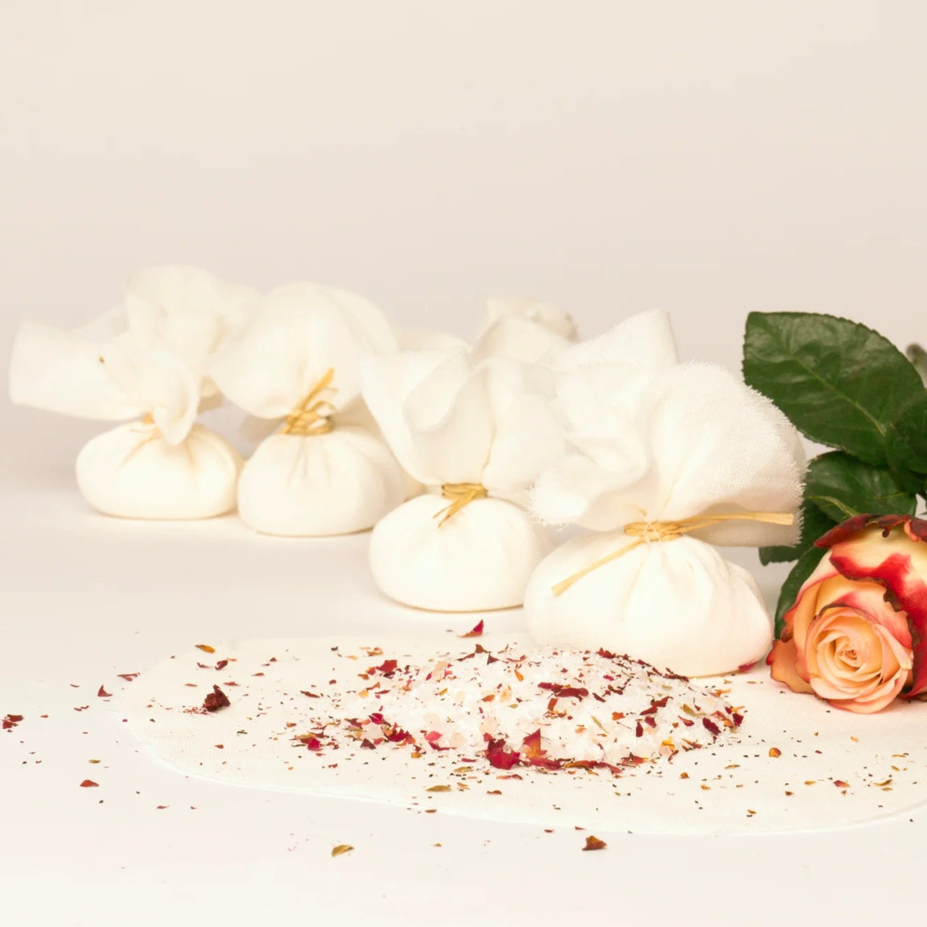 Rose Petals Bath Salts